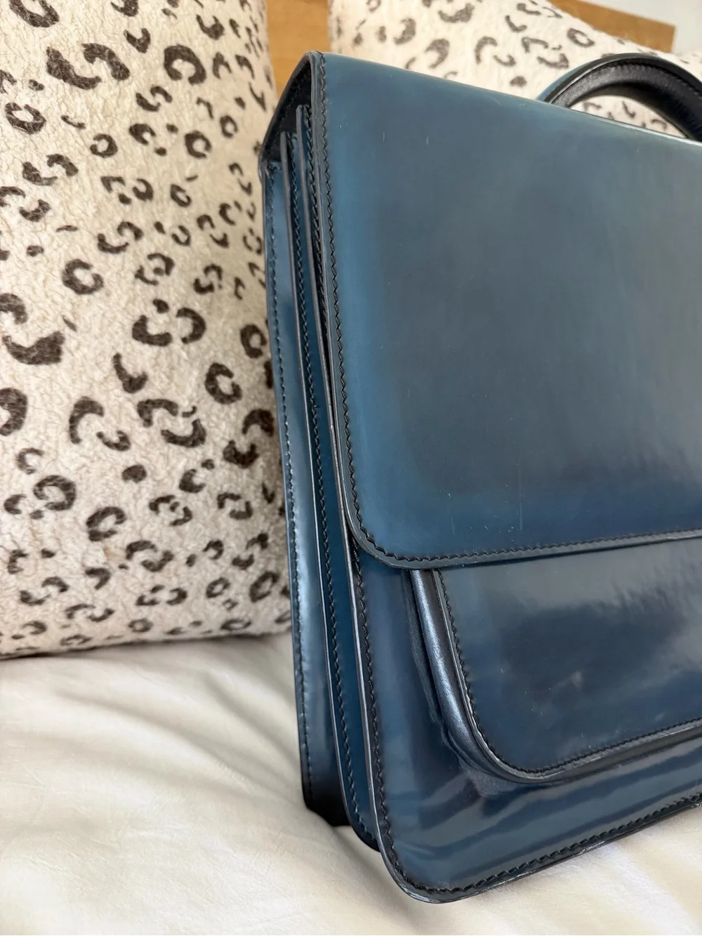 TOD'S Unisex Blue Leather Briefcase (Authentic)